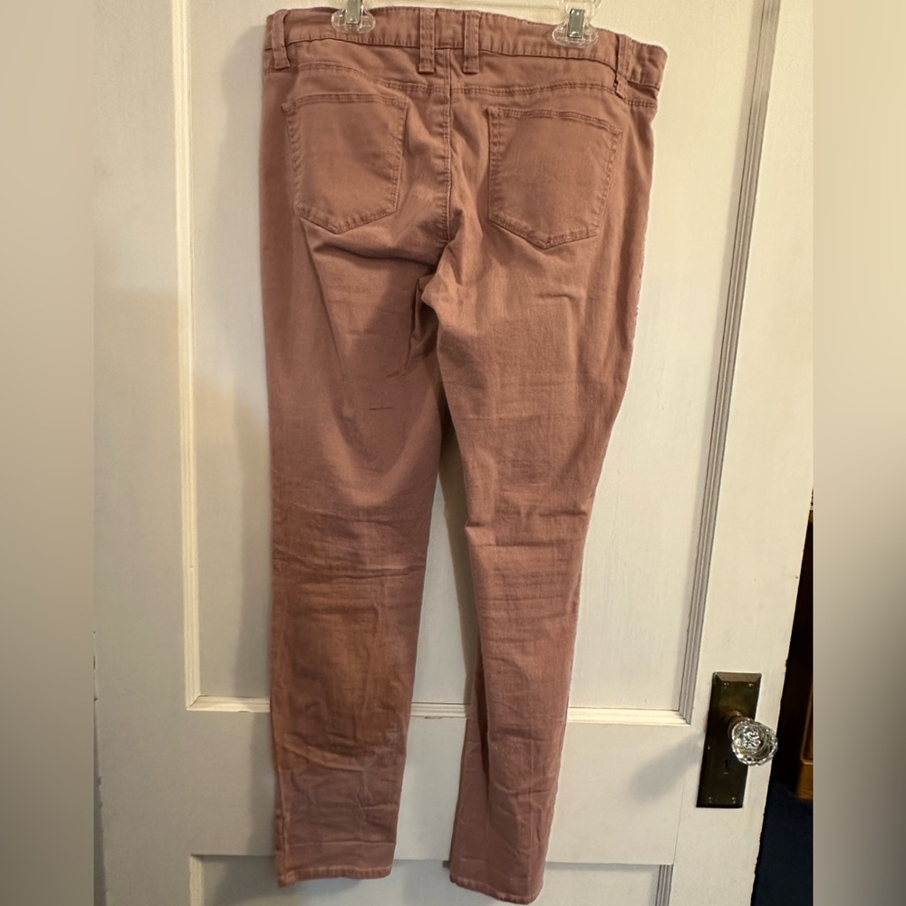 No Boundaries mauve pants, size 11 - Picture 3 of 3